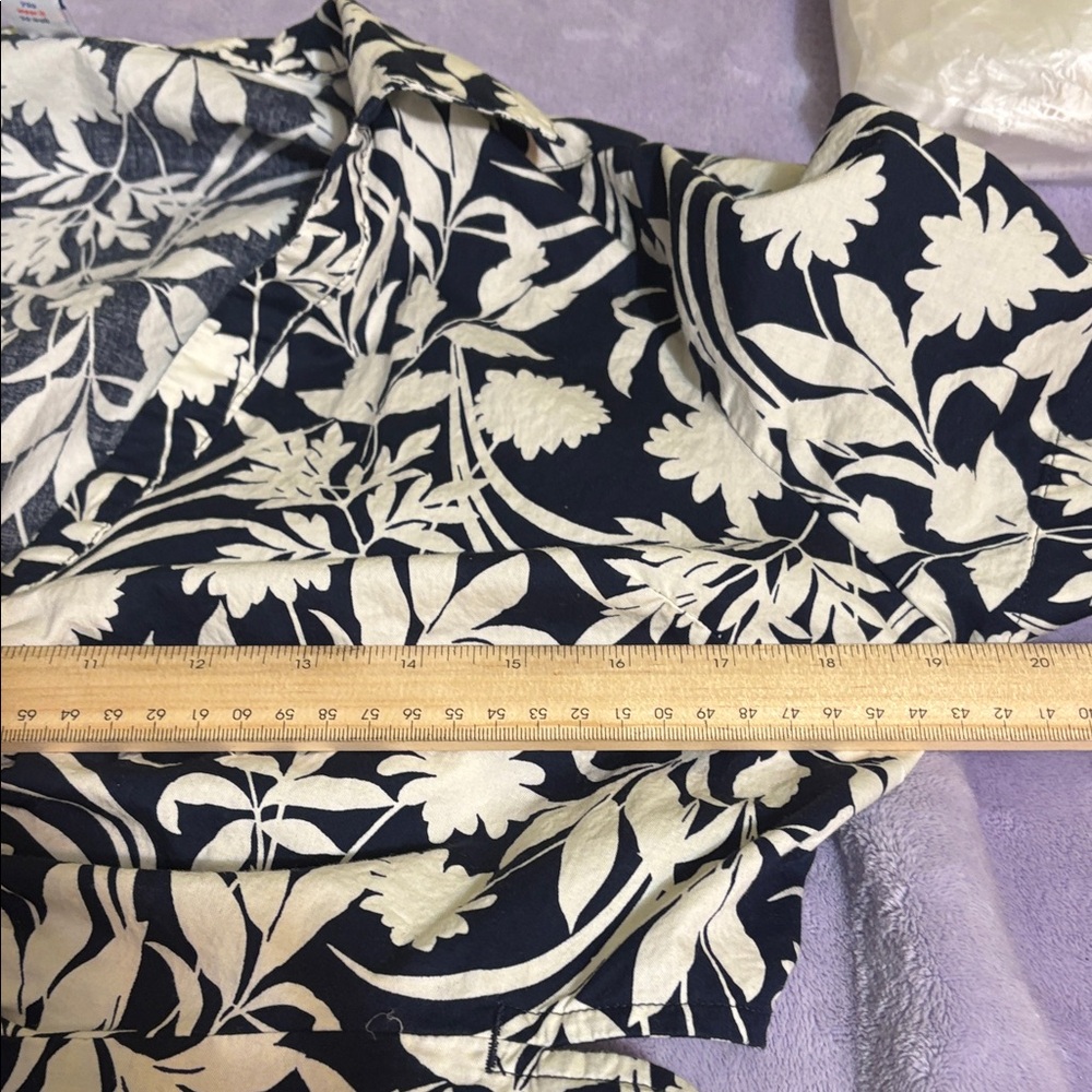 Old Navy Black and White Floral Midi Dress - Picture 7 of 11